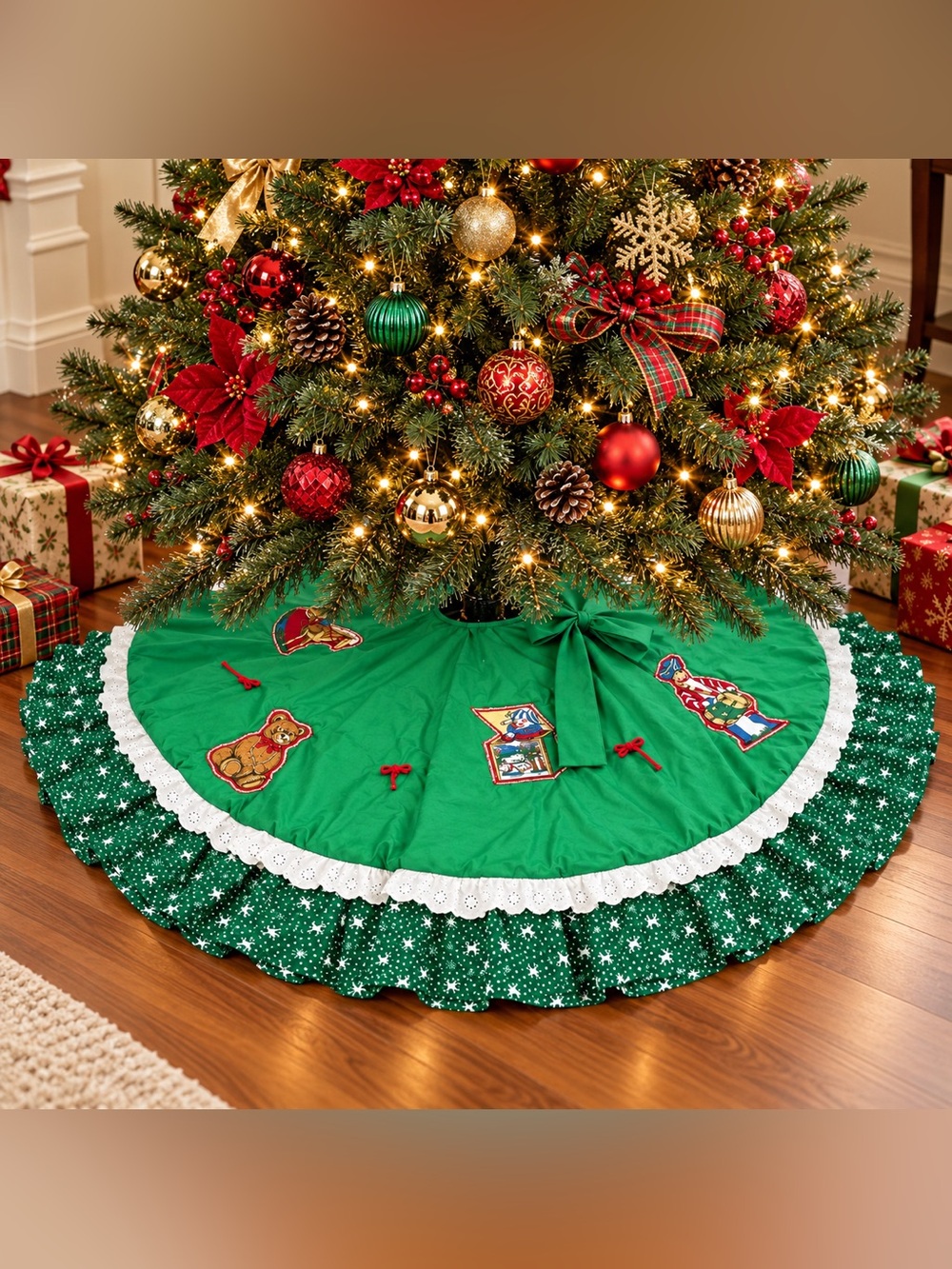 Handmade Christmas Tree Skirt Green Vintage Toy Appliqué Ruffle Lace Holiday Dec